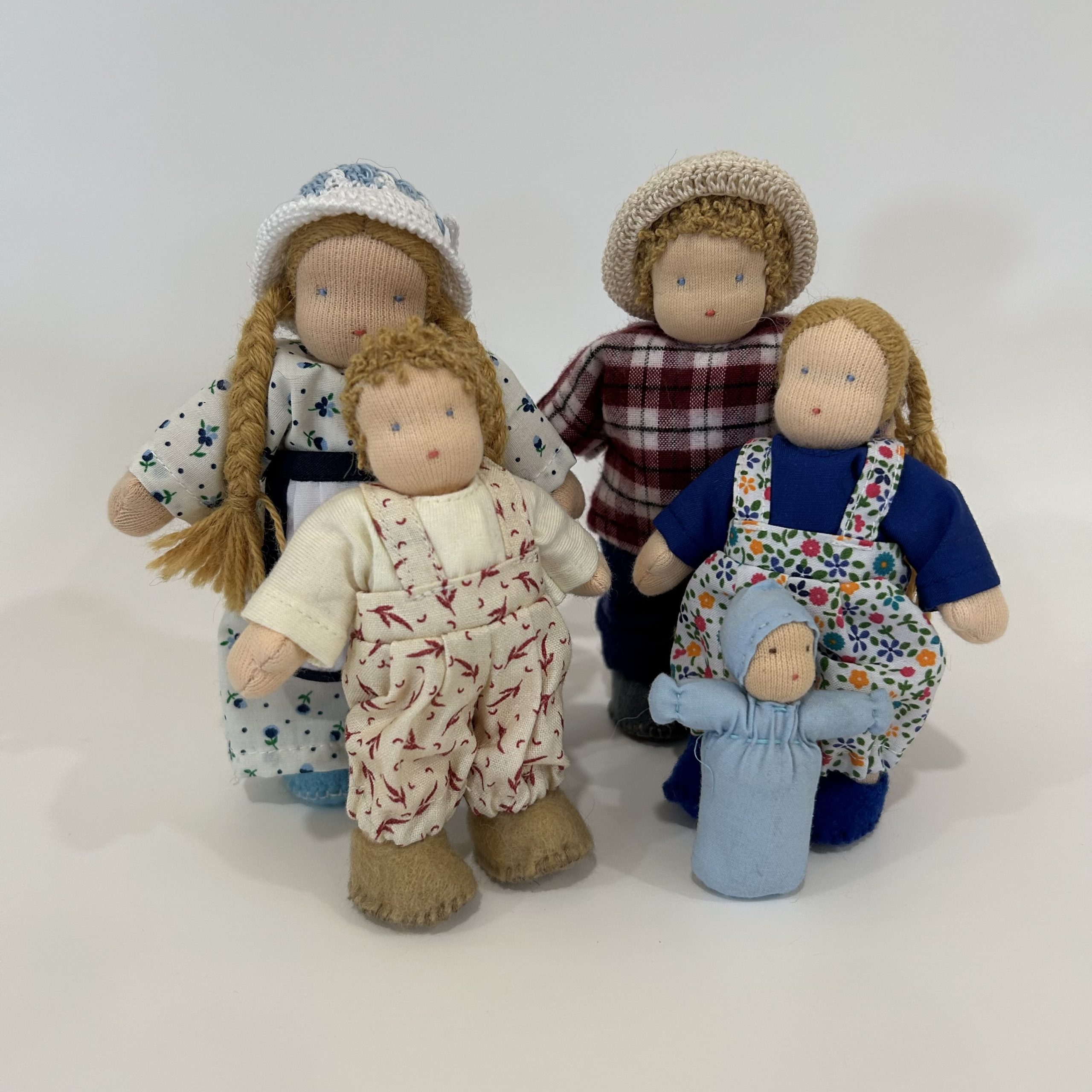 Doll House Family - Image 2